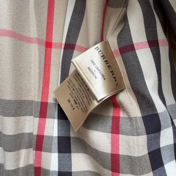 Burberry Women's Chelsea Trench - Picture 6 of 10